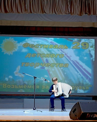 В Богородицком районе состоялся 29-й фестиваль творчества детей «Возьмёмся за руки, друзья» В Богородицком районе состоялся 29-й фестиваль творчества детей «Возьмёмся за руки, друзья» 5