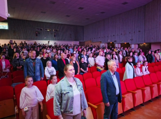 В Богородицком районе состоялся 29-й фестиваль творчества детей «Возьмёмся за руки, друзья» В Богородицком районе состоялся 29-й фестиваль творчества детей «Возьмёмся за руки, друзья» 9